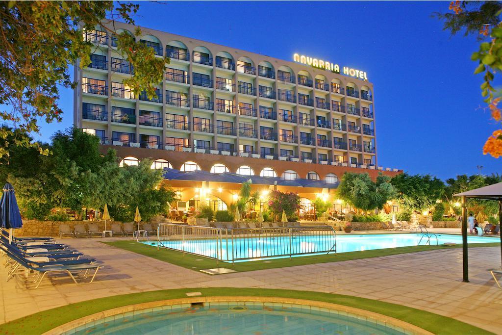 Navarria Blue Hotel Limassol Bagian luar foto